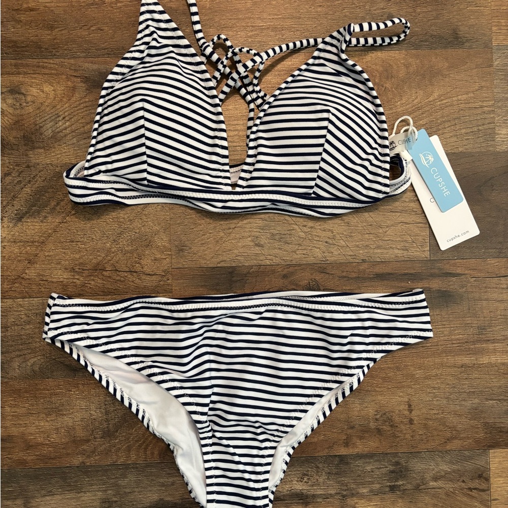 🫐🤍Navy & White Striped Bikini Set